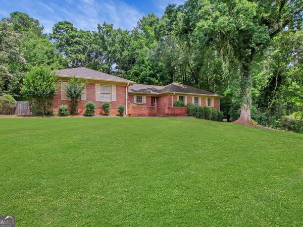 2020 Heatherdale Lane SW, Marietta, GA 30064