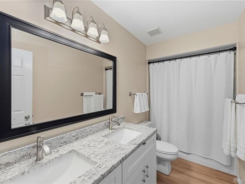 6489 Club Lane, West Chester, OH 45069 Photo 31