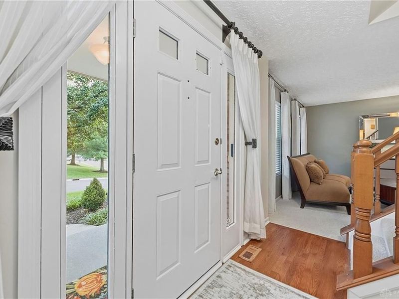 6489 Club Lane, West Chester, OH 45069 Photo 5