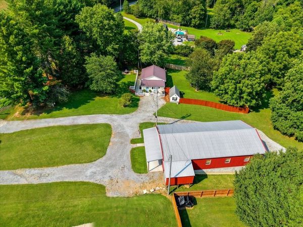 8175 Cedar Grove Rd , Cross Plains, TN 37049