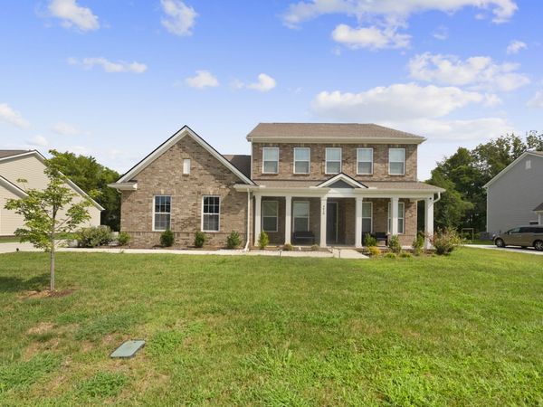 4610 Corso Dr, Murfreesboro, TN 37128