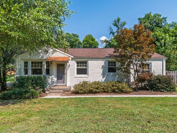 5034 Regent Dr, Nashville, TN 37220