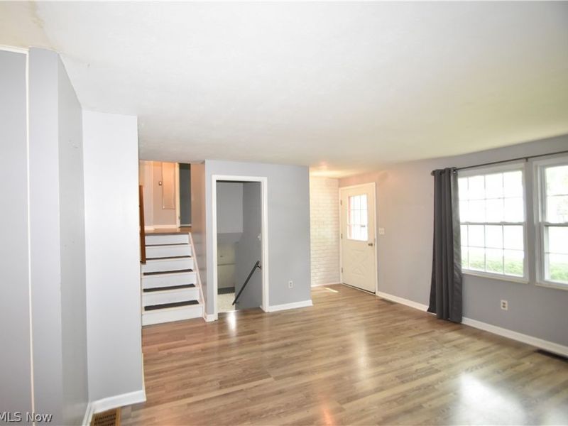 143 Camrose Drive, Niles, OH 44446 Photo 6