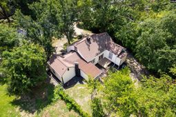 905 Sunset Drive photo 4