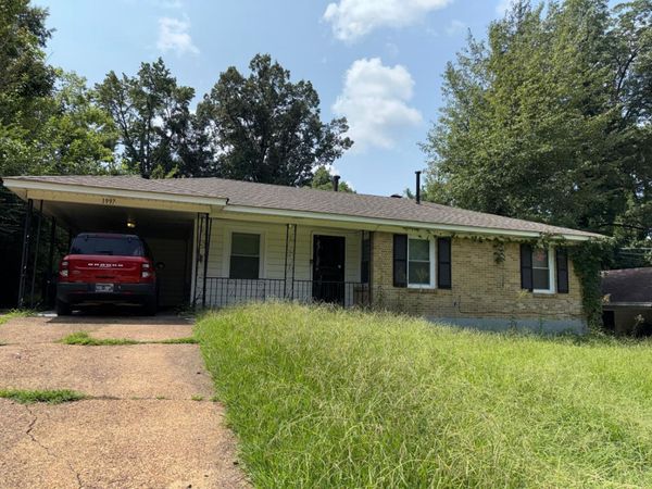 1997 CORNING AVE, Memphis, TN 38127