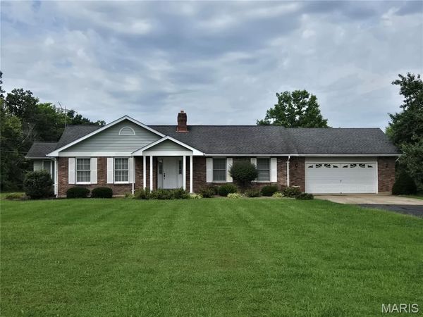 103 Meadow Ridge Drive , Troy, MO 63379