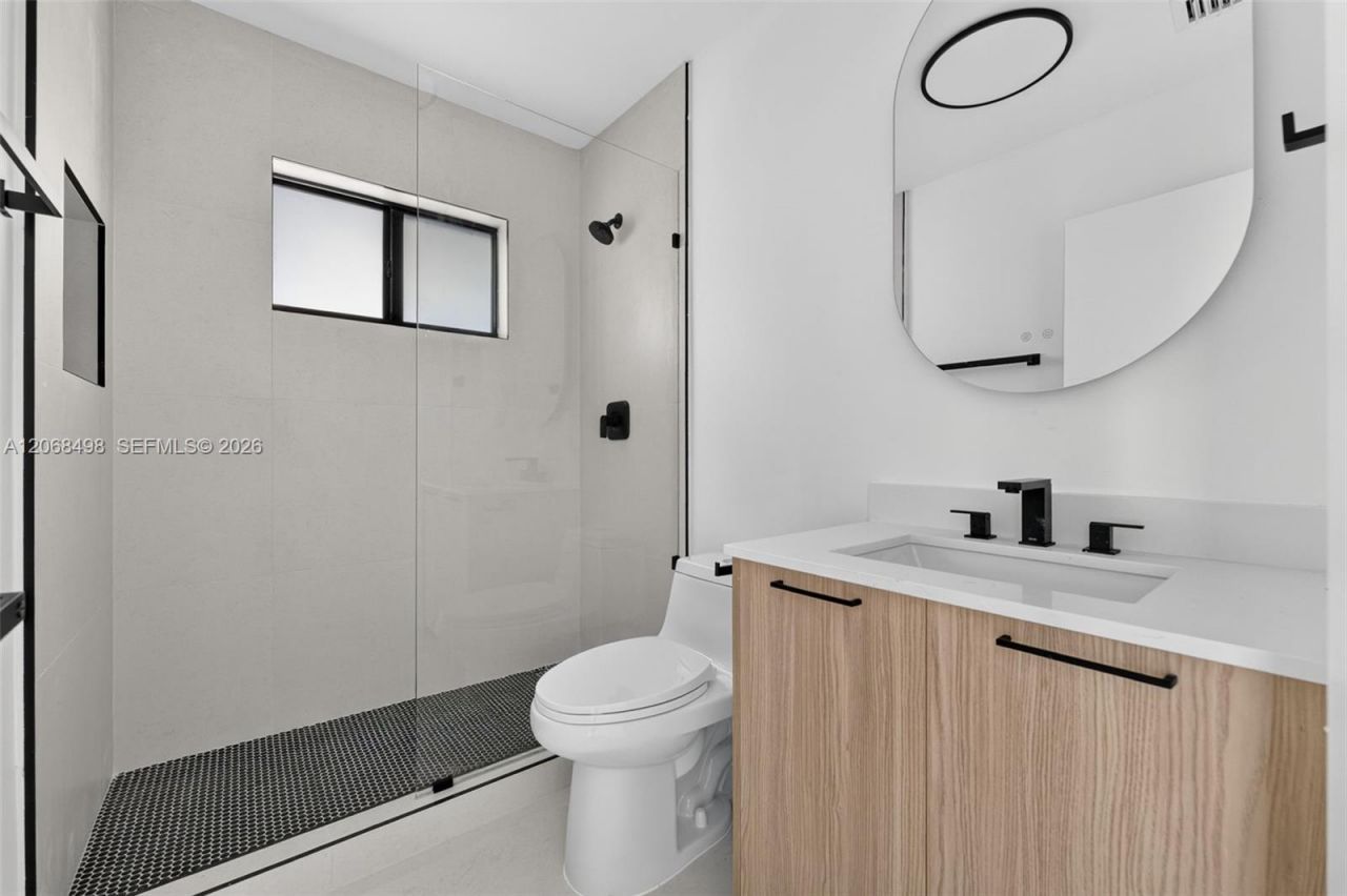 1889 NW 47th Ter , Miami, FL 33142 Photo