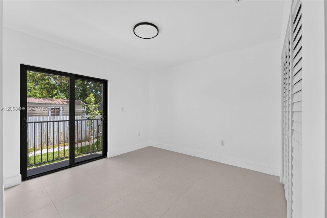 1889 NW 47th Ter , Miami, FL 33142 Photo