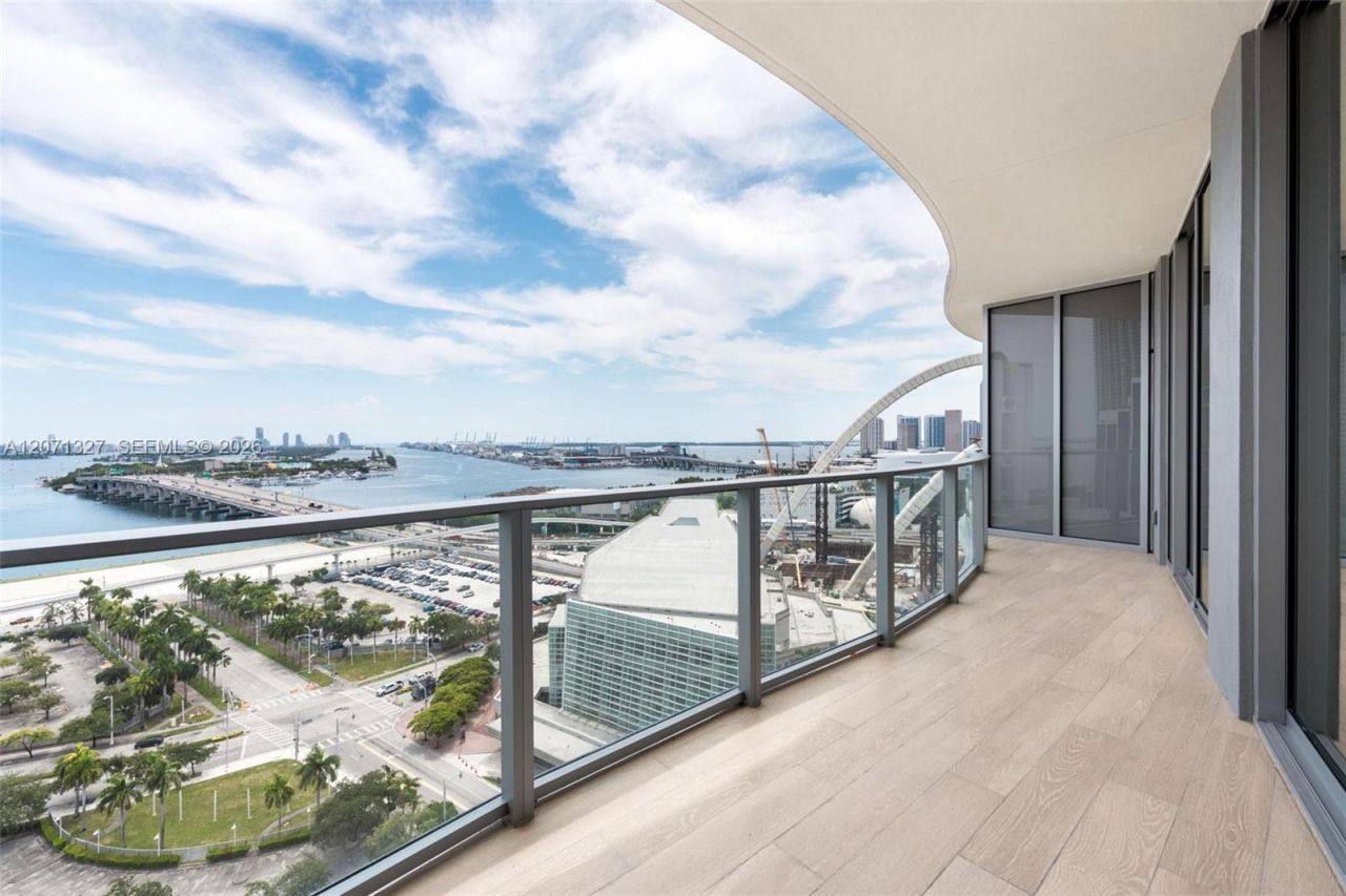 1400 Biscayne Blvd , Unit 1905, Miami, FL 33132 Photo