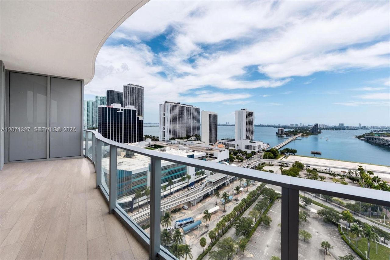 1400 Biscayne Blvd , Unit 1905, Miami, FL 33132 Photo