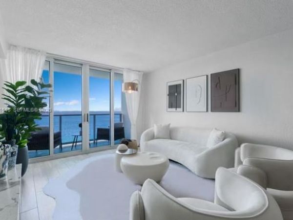 7525 E Treasure Dr , Unit 914, North Bay Village, FL 33141