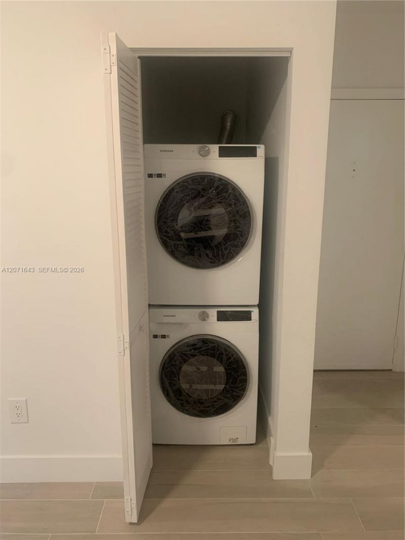 1218 Salzedo St, Unit 6, Coral Gables, FL 33134 Photo