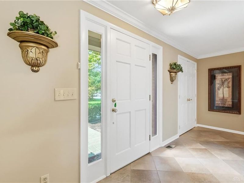 5624 Mark Dale Drive, Centerville, OH 45459 Photo 4