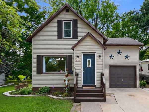 929 S BARTLETT STREET, Shawano, WI 54166