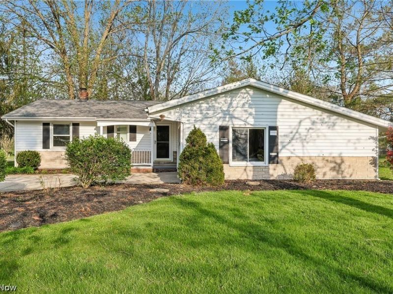 5985 Liberty Rd, Solon, OH 44139 Photo 1