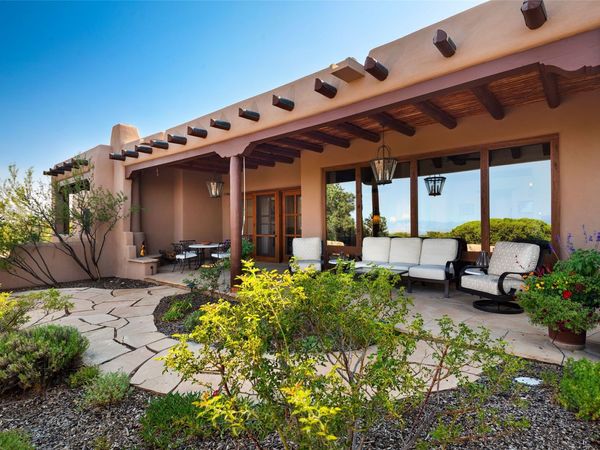 26 Picacho Peak , Santa Fe, NM 87506