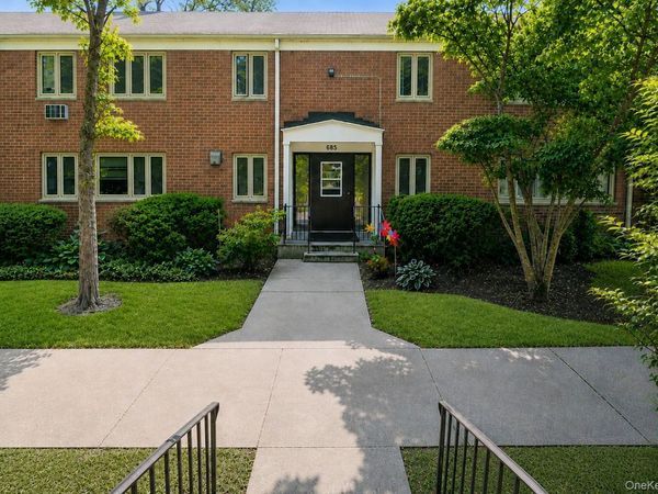 685 Hillside, Unit D, White Plains, NY 10603