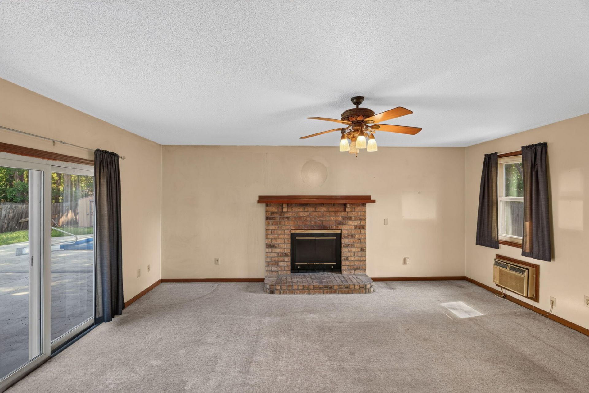 109 Six Iron Lane Photo 14