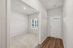 104 Jinks Street photo 4