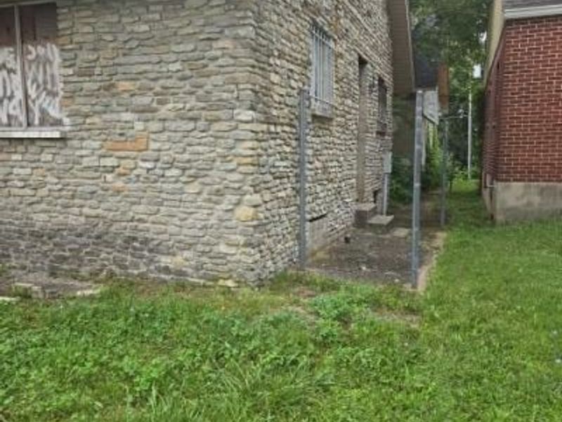2520 Germantown Street, Dayton, OH 45417 Photo 2