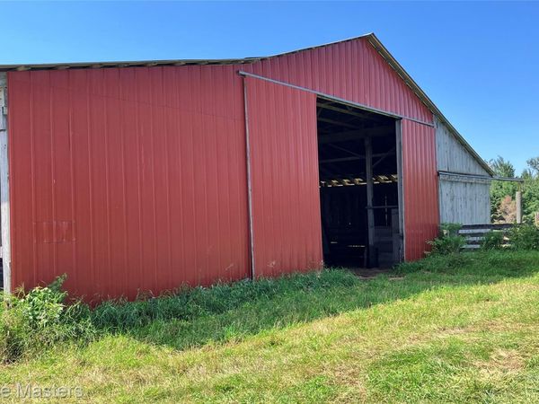 300 E Hubert Road , Caledonia Township, Mi 48762