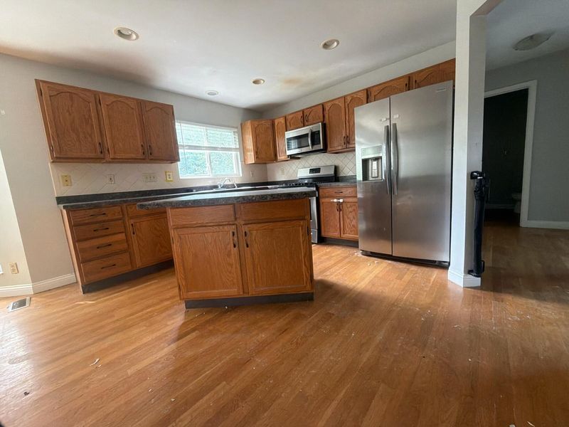 8560 Elmcreek Court, Florence, KY 41042 Photo 2