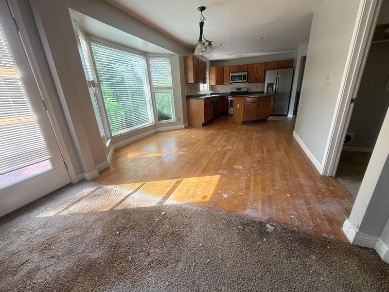 8560 Elmcreek Court, Florence, KY 41042 Photo 3