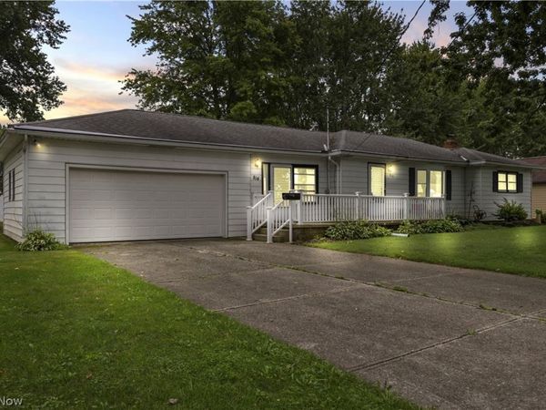 814 S Logan Street, Elyria, OH 44035