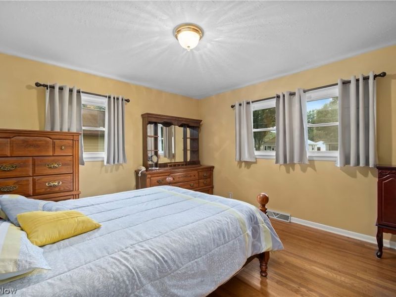 814 S Logan Street, Elyria, OH 44035 Photo 12