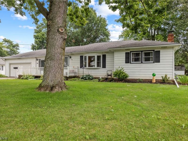 814 S Logan Street, Elyria, OH 44035 Photo 4