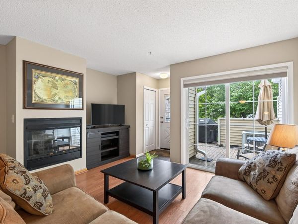 2210 Ranchview Lane N, Unit 127, Plymouth, MN 55447