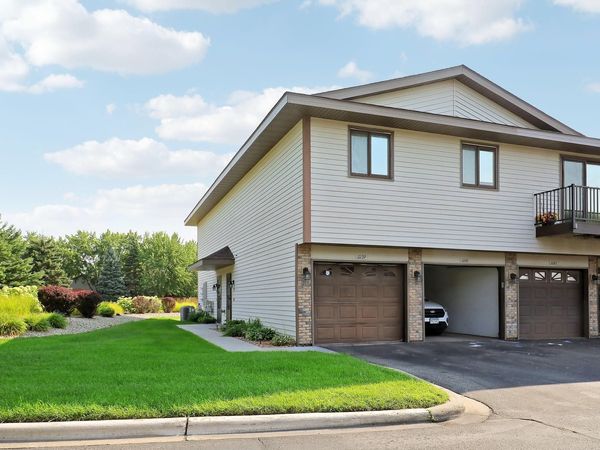 11139 Edgewood Circle N, Champlin, MN 55316