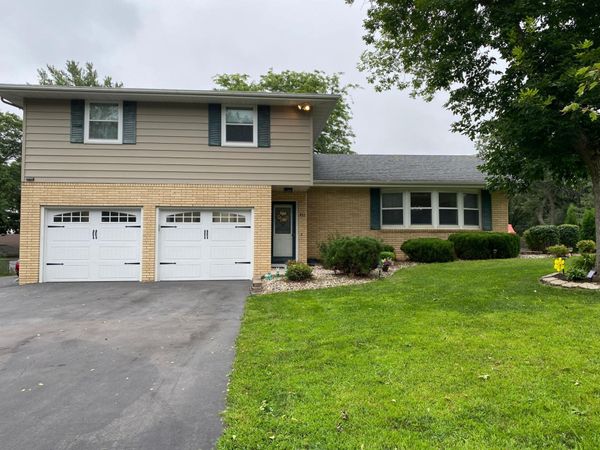 421 Meredith Road , Albert Lea, MN 56007