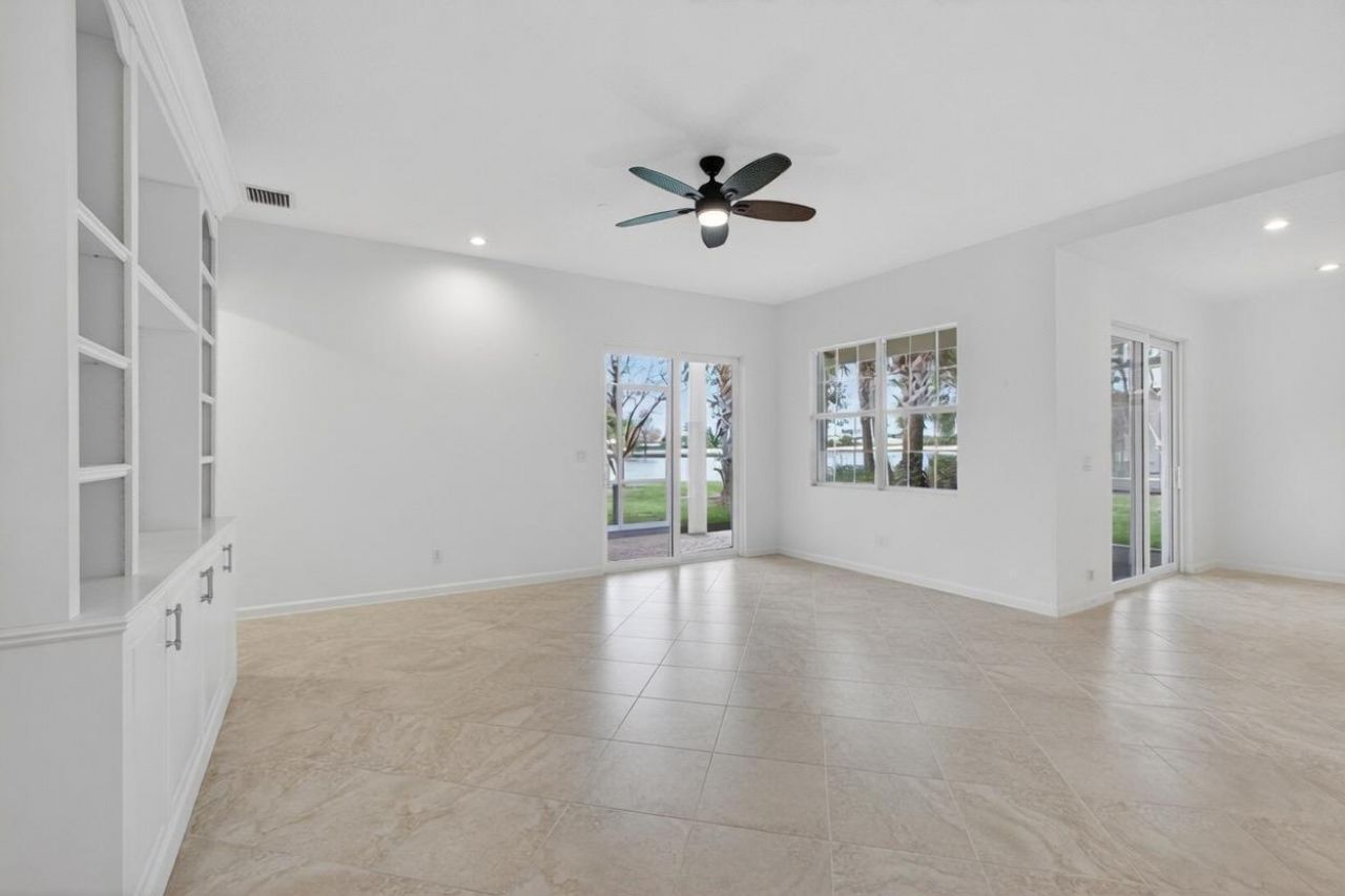 111 Tresana Boulevard, Unit 29, Jupiter, FL 33478 Photo