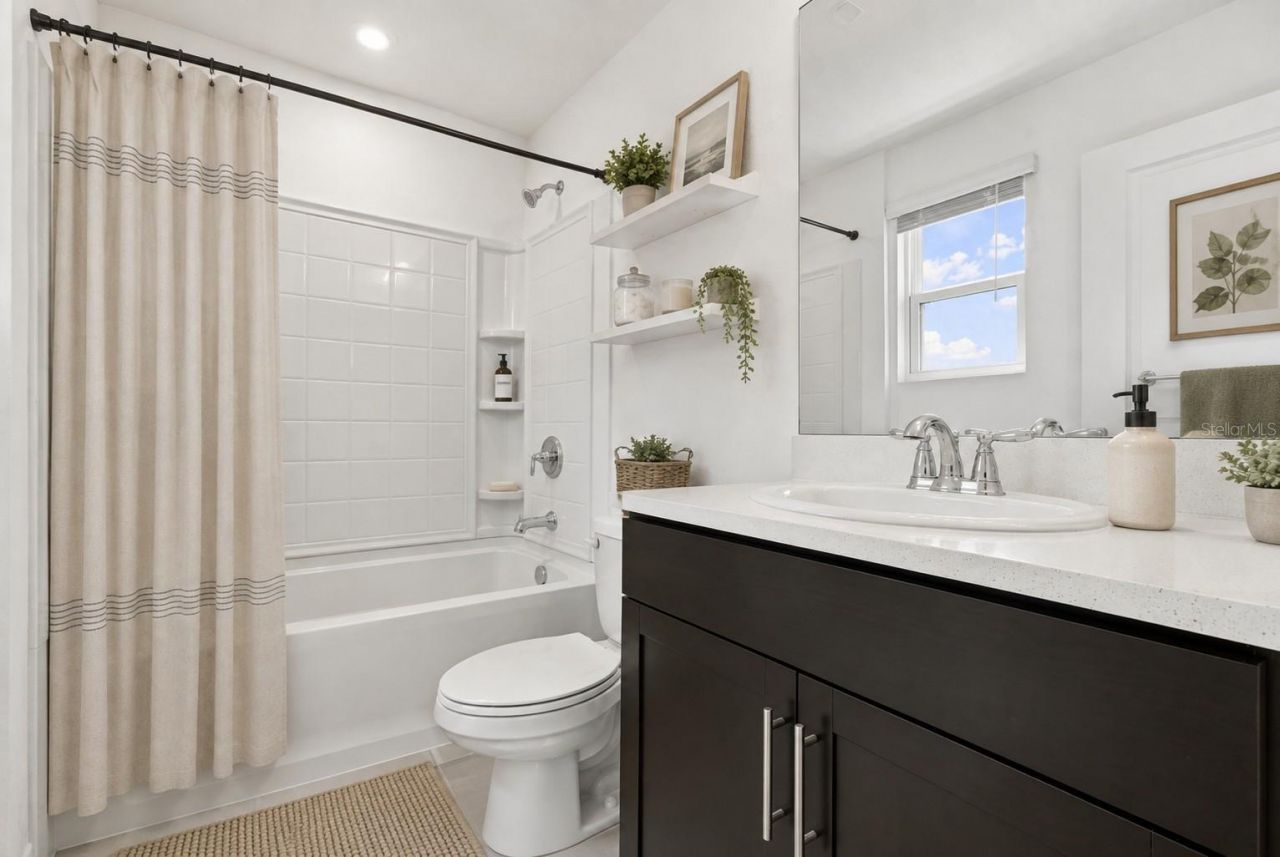 6361 Fairmont Lane , Palmetto, FL 34221 Photo