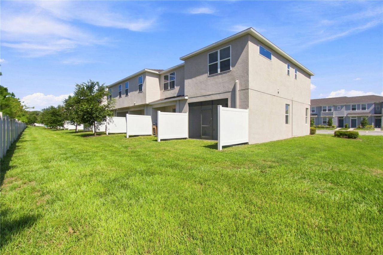 6361 Fairmont Lane , Palmetto, FL 34221 Photo