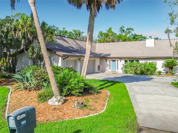 536 NW 9TH AVENUE , CRYSTAL RIVER, FL 34428