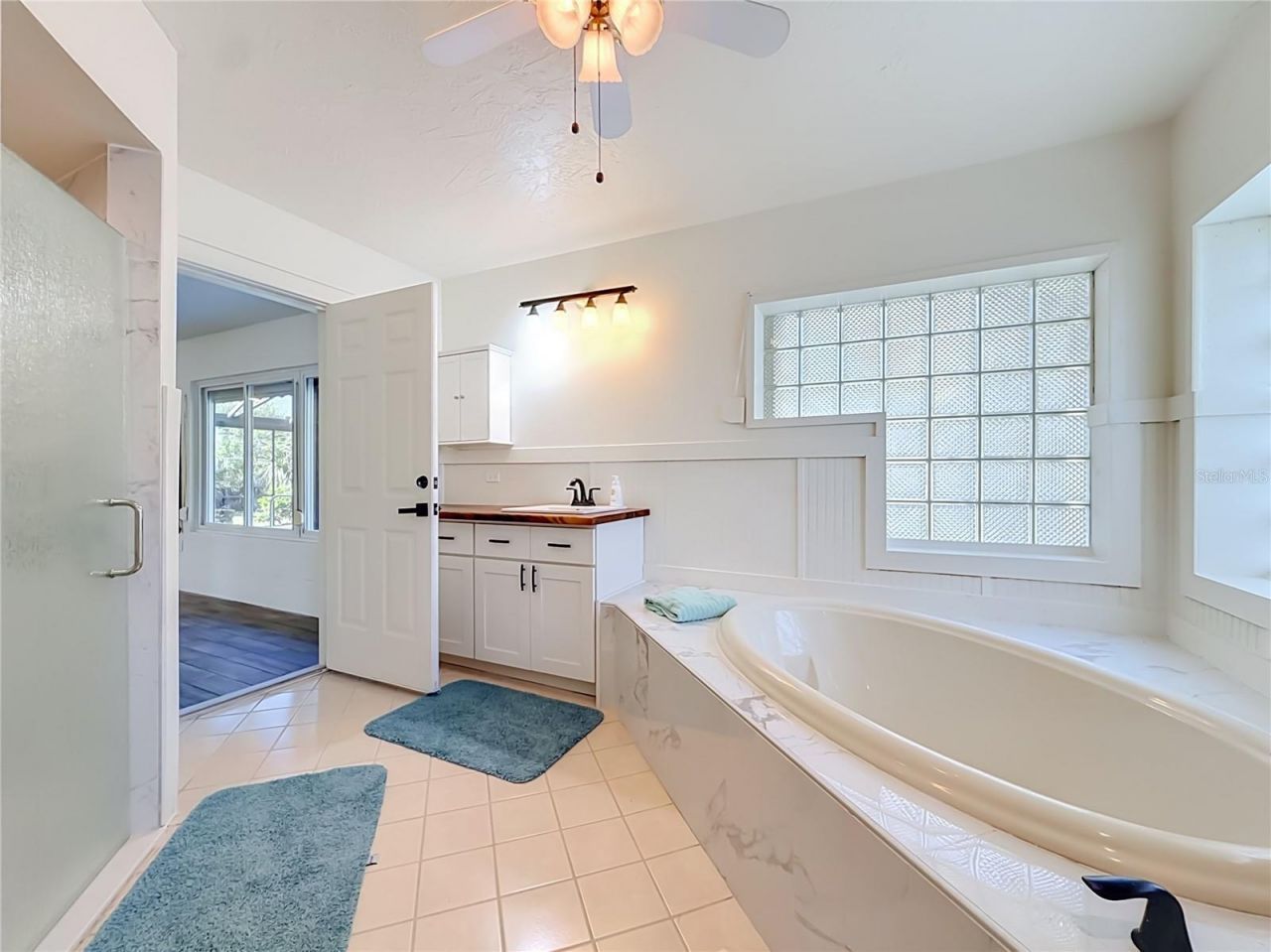 536 NW 9th Avenue , Crystal River, FL 34428 Photo