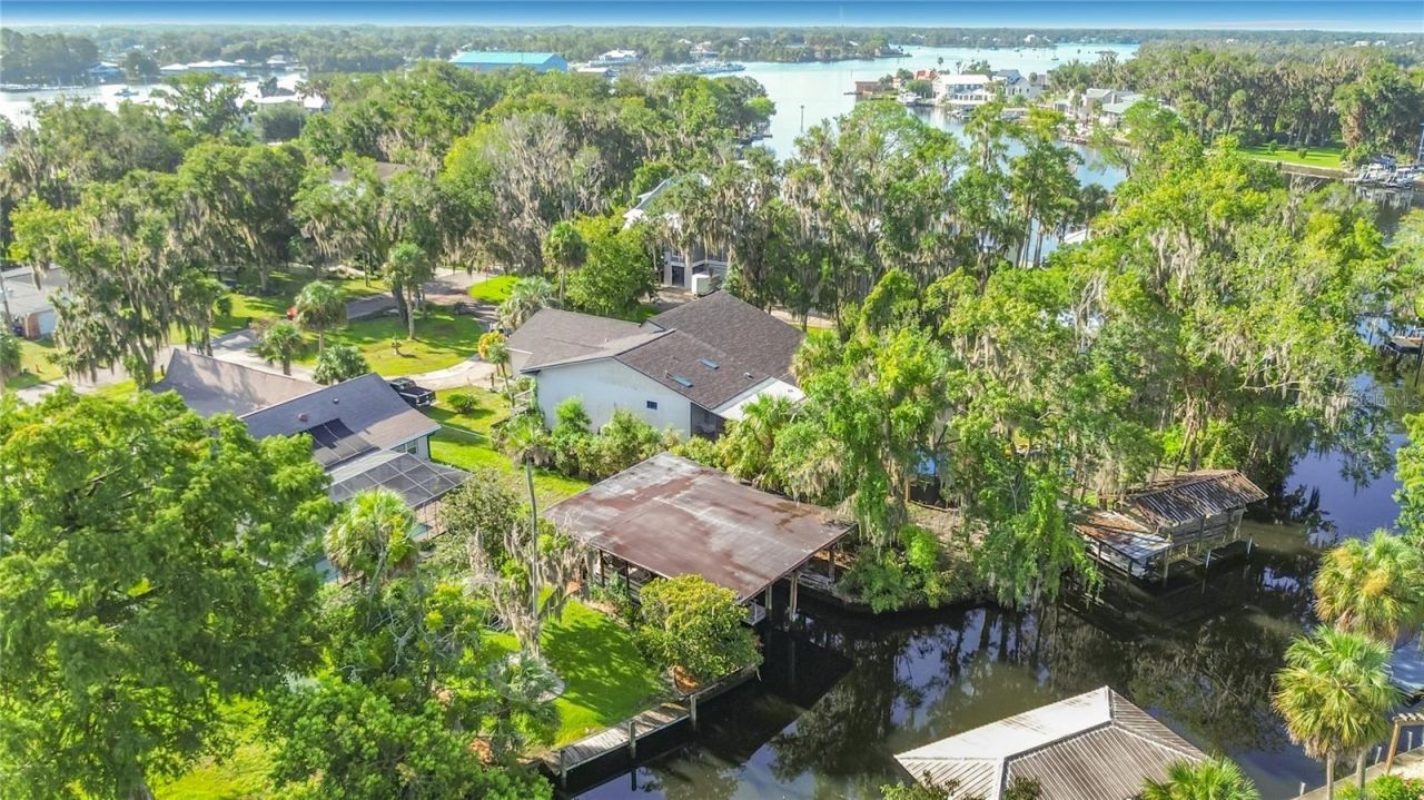 536 NW 9th Avenue , Crystal River, FL 34428 Photo