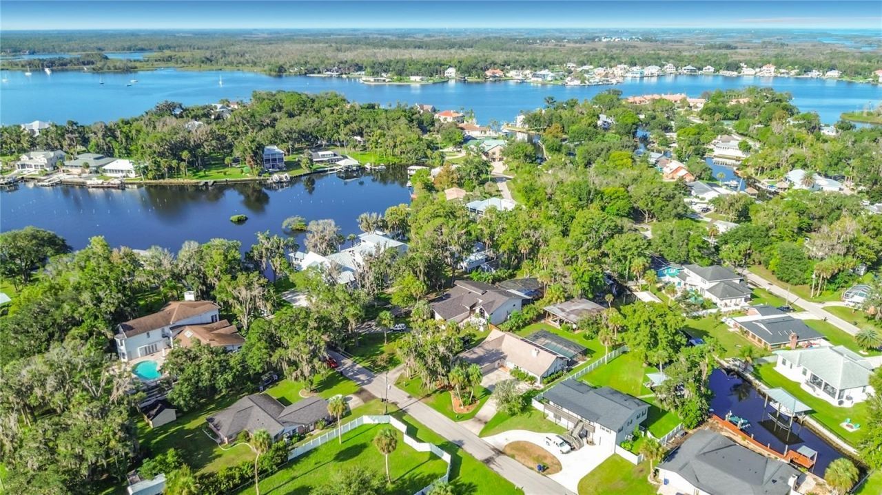 536 NW 9th Avenue , Crystal River, FL 34428 Photo
