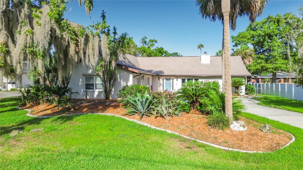 536 NW 9th Avenue , Crystal River, FL 34428 Photo