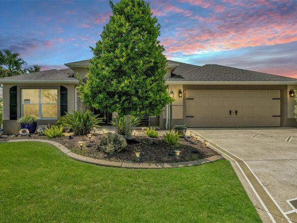 1885 OAKCREST PATH , THE VILLAGES, FL 32162