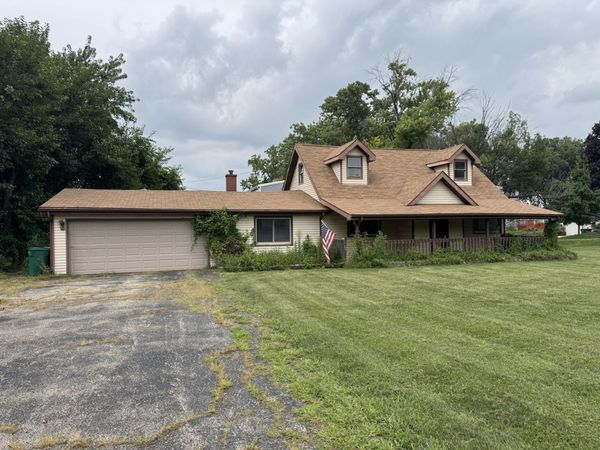 520 E Prairie Avenue , Lombard, IL 60148