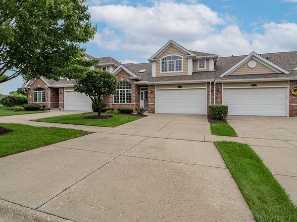 1436 Covington Drive , Lemont, IL 60439