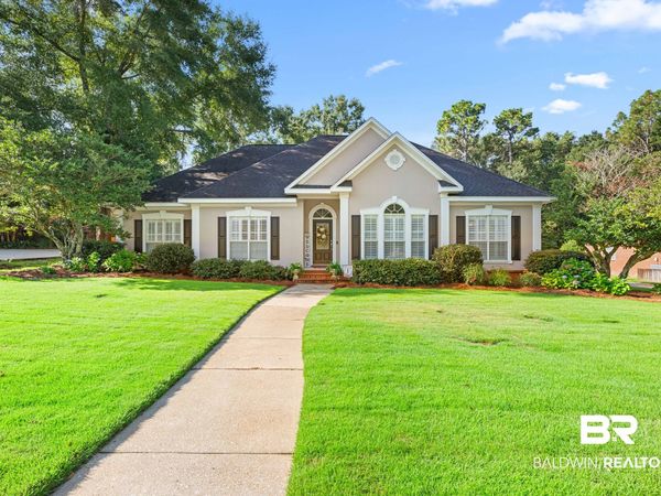154 Easton Cir, Fairhope, AL 36532