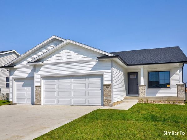 2903 Hearst Street, Norwalk, IA 50211
