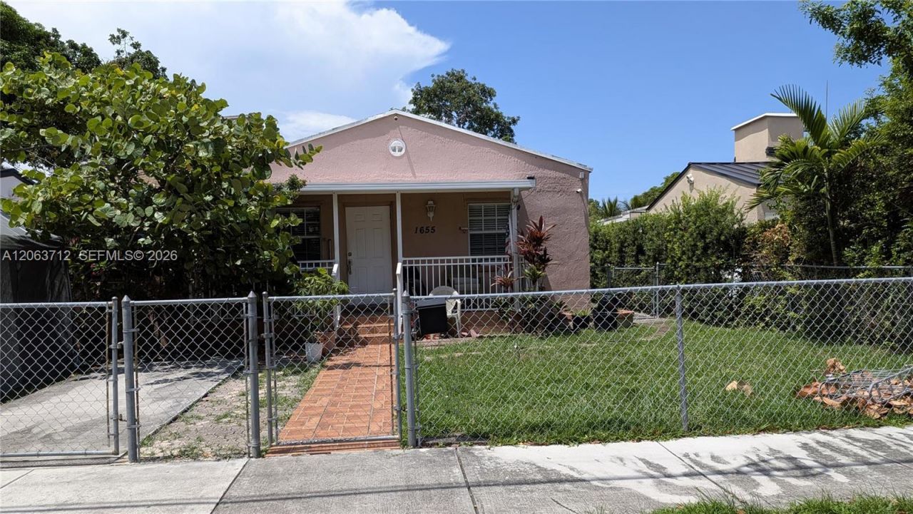 1655 SW 20th St, Miami, FL 33145 Photo