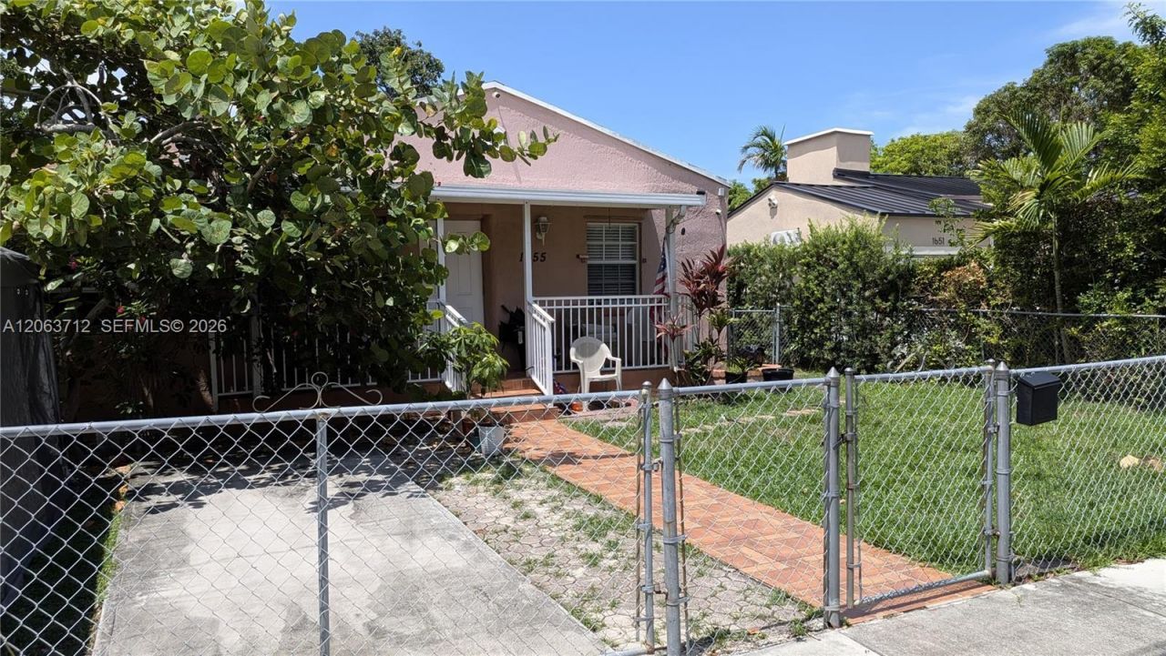 1655 SW 20th St, Miami, FL 33145 Photo