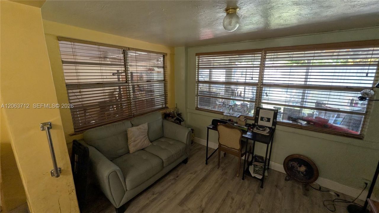1655 SW 20th St, Miami, FL 33145 Photo