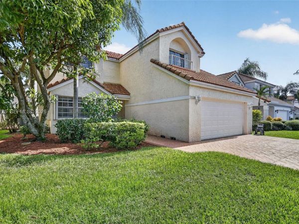 2638 Oak Park Cir , Davie, FL 33328